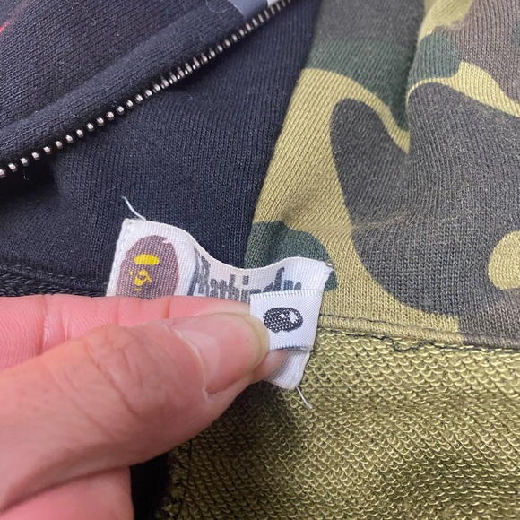 Bape 1/2 Camo shark full zip hoodie jacket - Picture 8 of 16